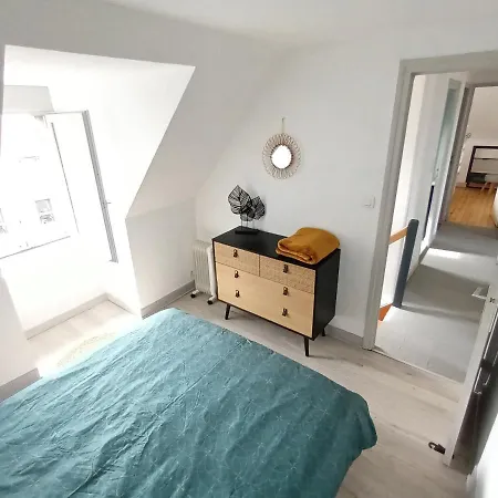 Le Miraillet, בית נופש Saint-Illide