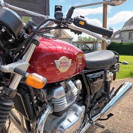 בית נופש Le Miraillet, *