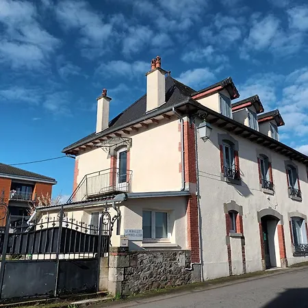 Le Miraillet, Holiday home